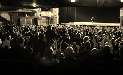 Dolly Parton's Threads - My Songs in Symphony