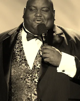 Lavell Crawford