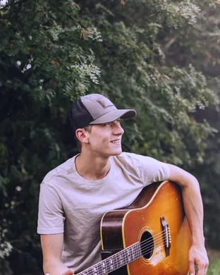 Live concert by Sam Barber